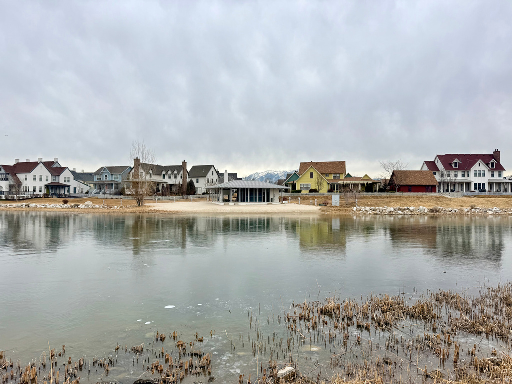 10758 S FELICITY CT South Jordan, UT 84009