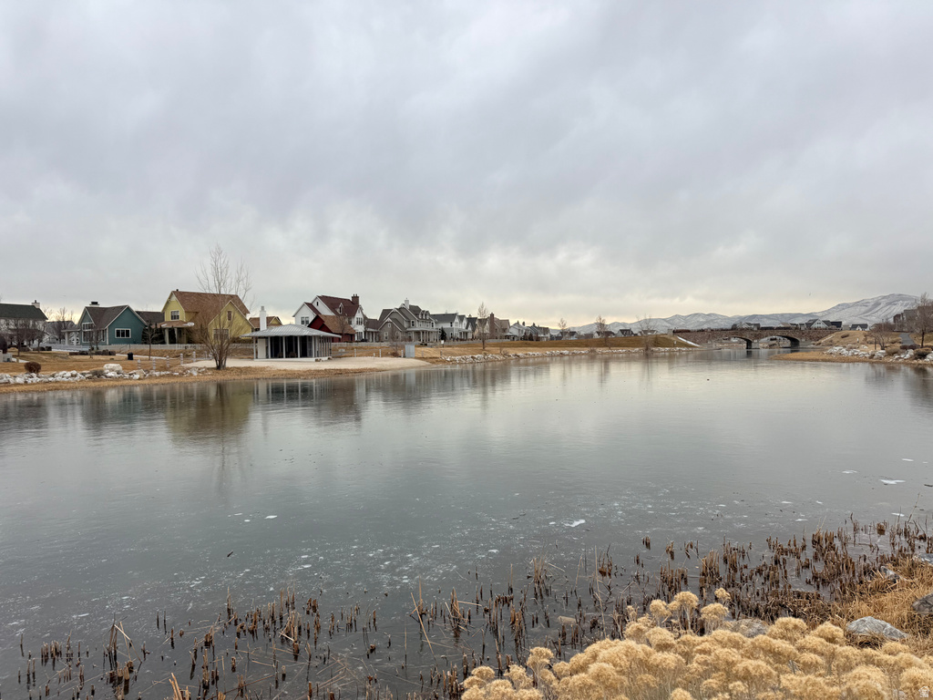 10758 S FELICITY CT South Jordan, UT 84009