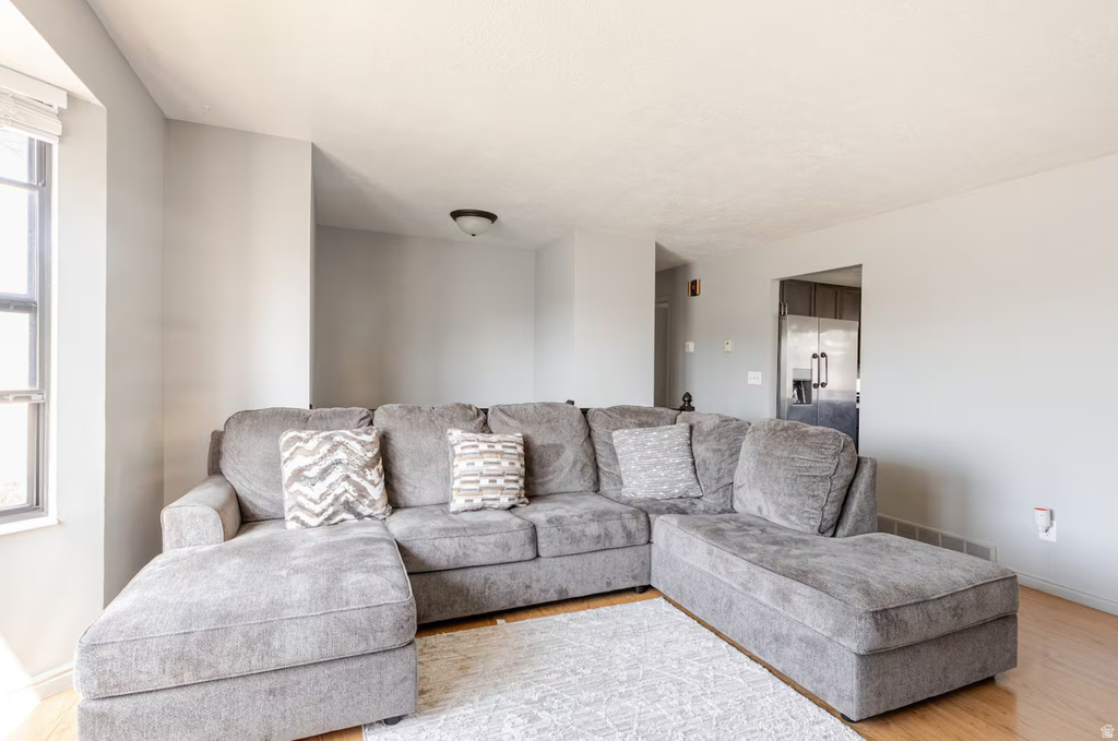 2562 N 1150 W Layton, UT 84041