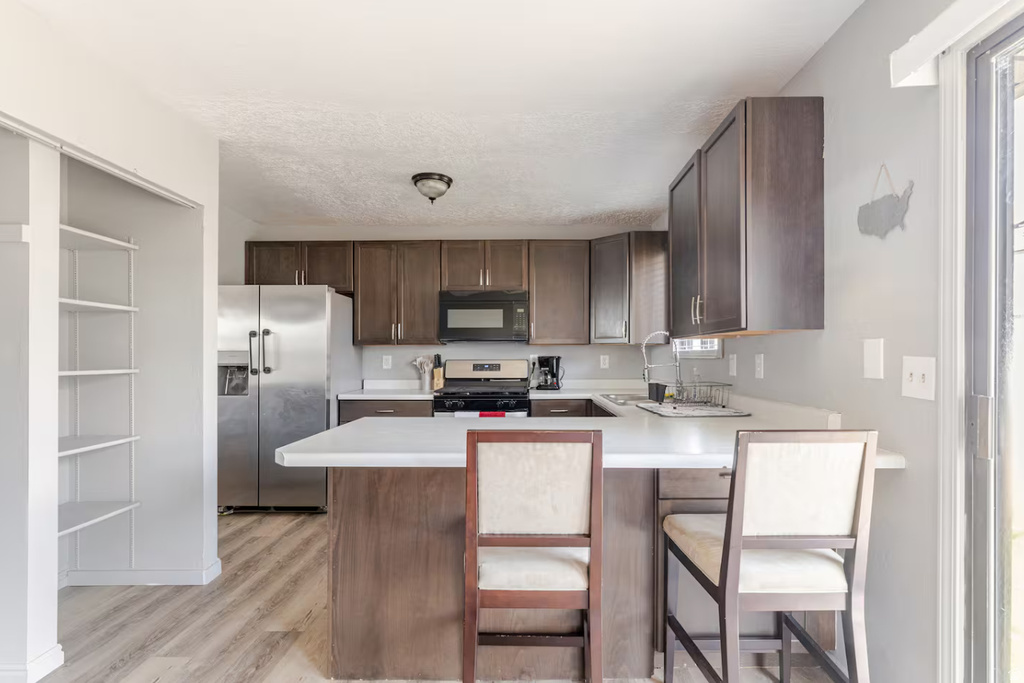 2562 N 1150 W Layton, UT 84041