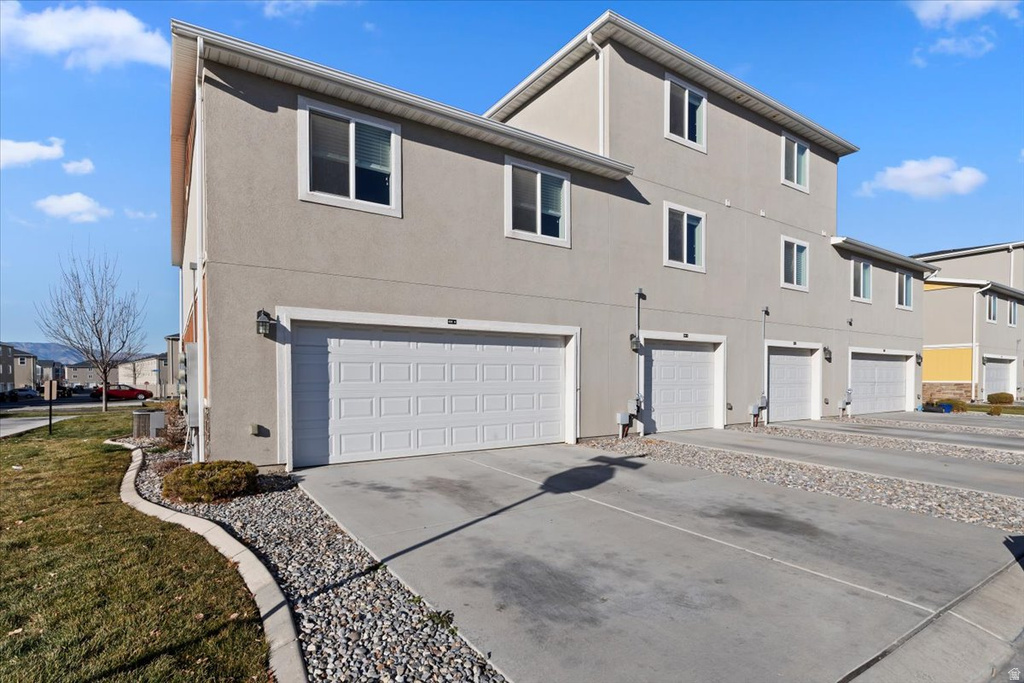 635 N 160 E Vineyard, UT 84059