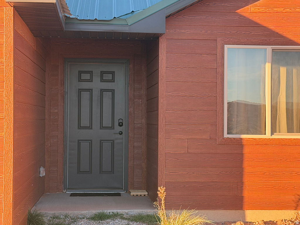 16 E PIONEER DR #6 La Sal, UT 84530