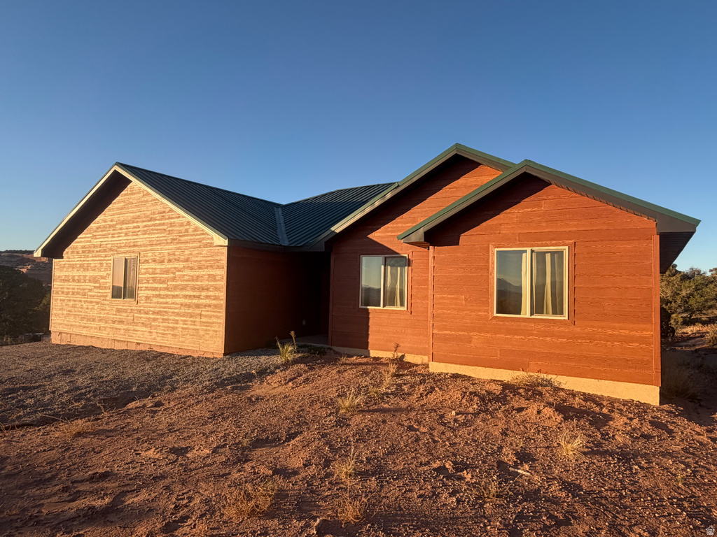 16 E PIONEER DR #6 La Sal, UT 84530