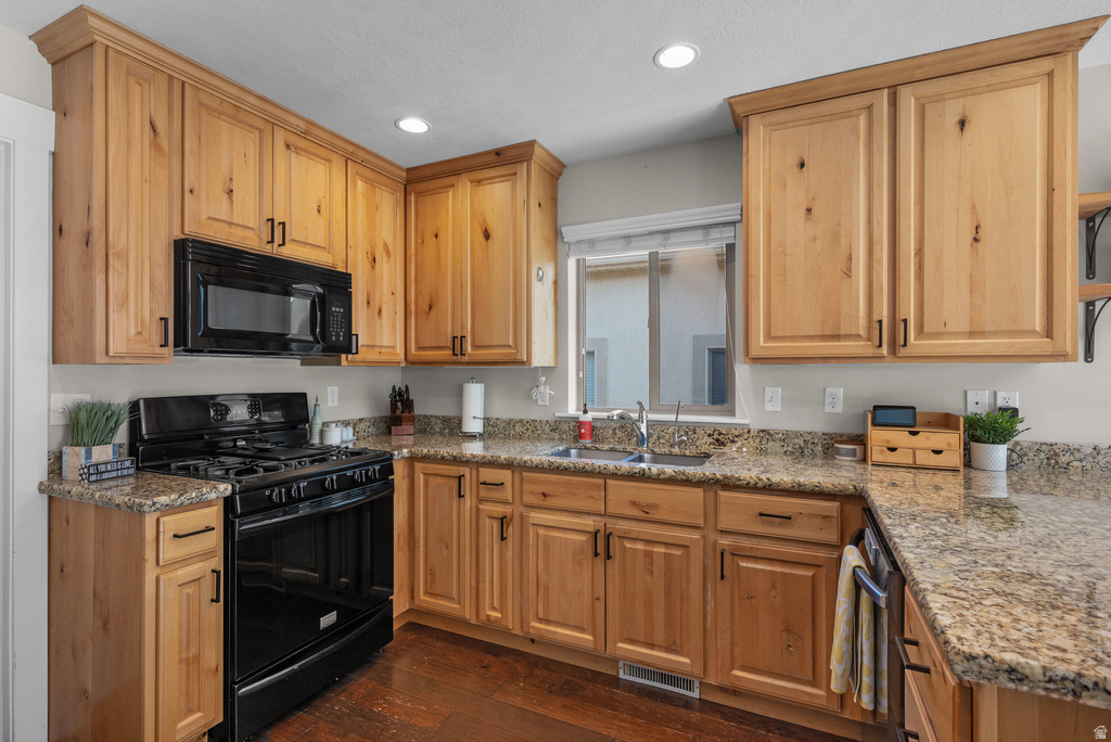 4096 E MOHICAN DR Eagle Mountain, UT 84005