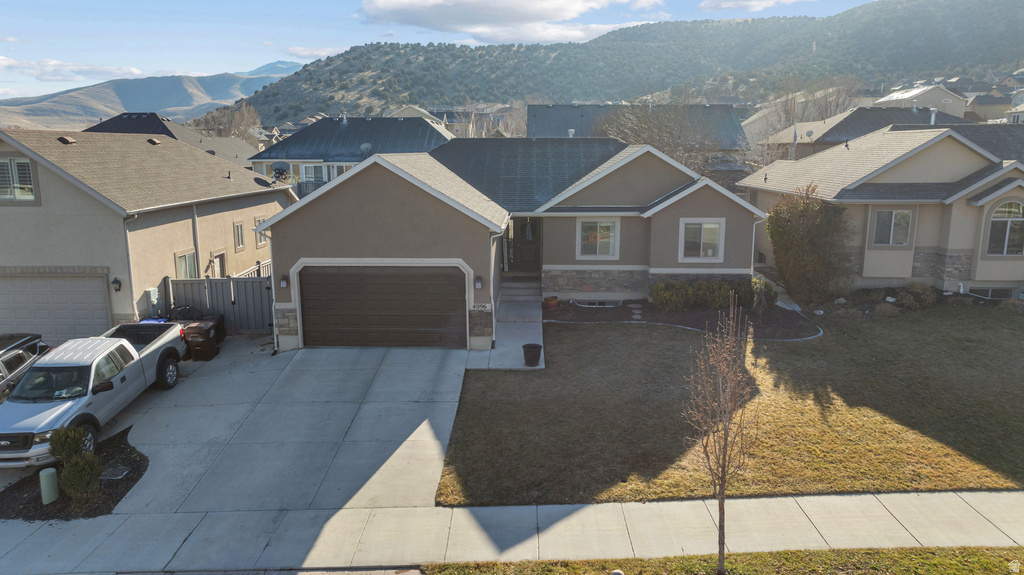 4096 E MOHICAN DR Eagle Mountain, UT 84005