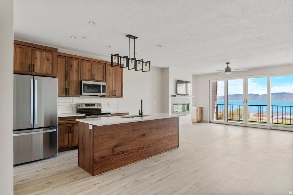 35 E 150 S #D301 Garden City, UT 84028