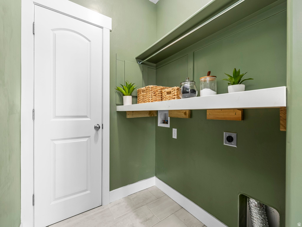 216 W RIDGE RD Saratoga Springs, UT 84045