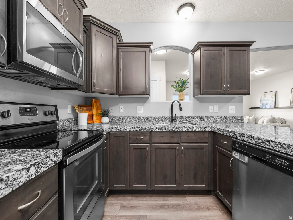 216 W RIDGE RD Saratoga Springs, UT 84045