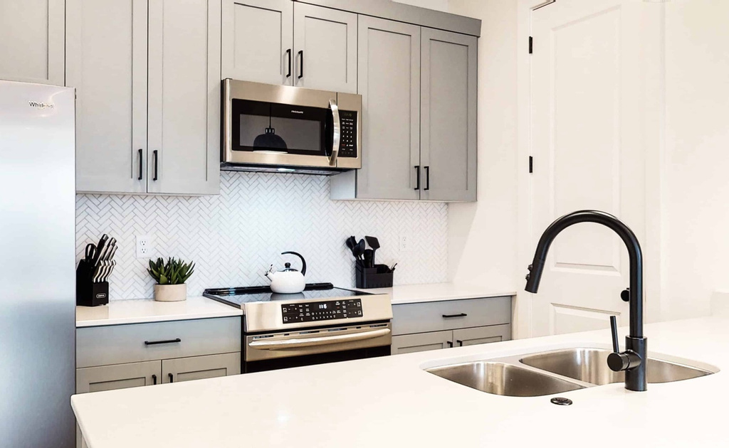 710 W AKOYA PEARL ST #76 St George, UT 84790