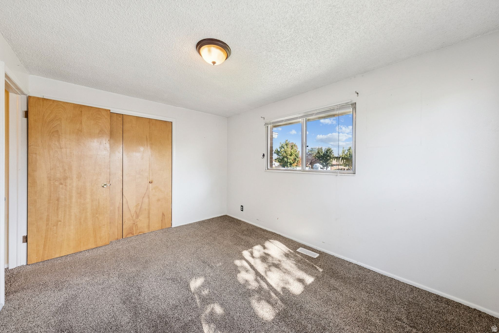 3896 S CAMPFIRE CIR West Valley City, UT 84119