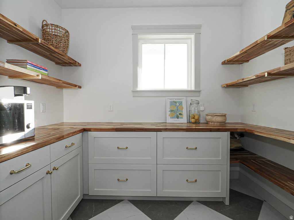 6543 W LAKE AVE South Jordan, UT 84009