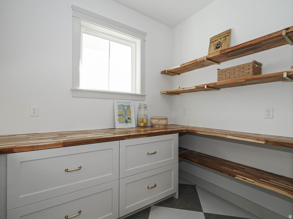 6543 W LAKE AVE South Jordan, UT 84009