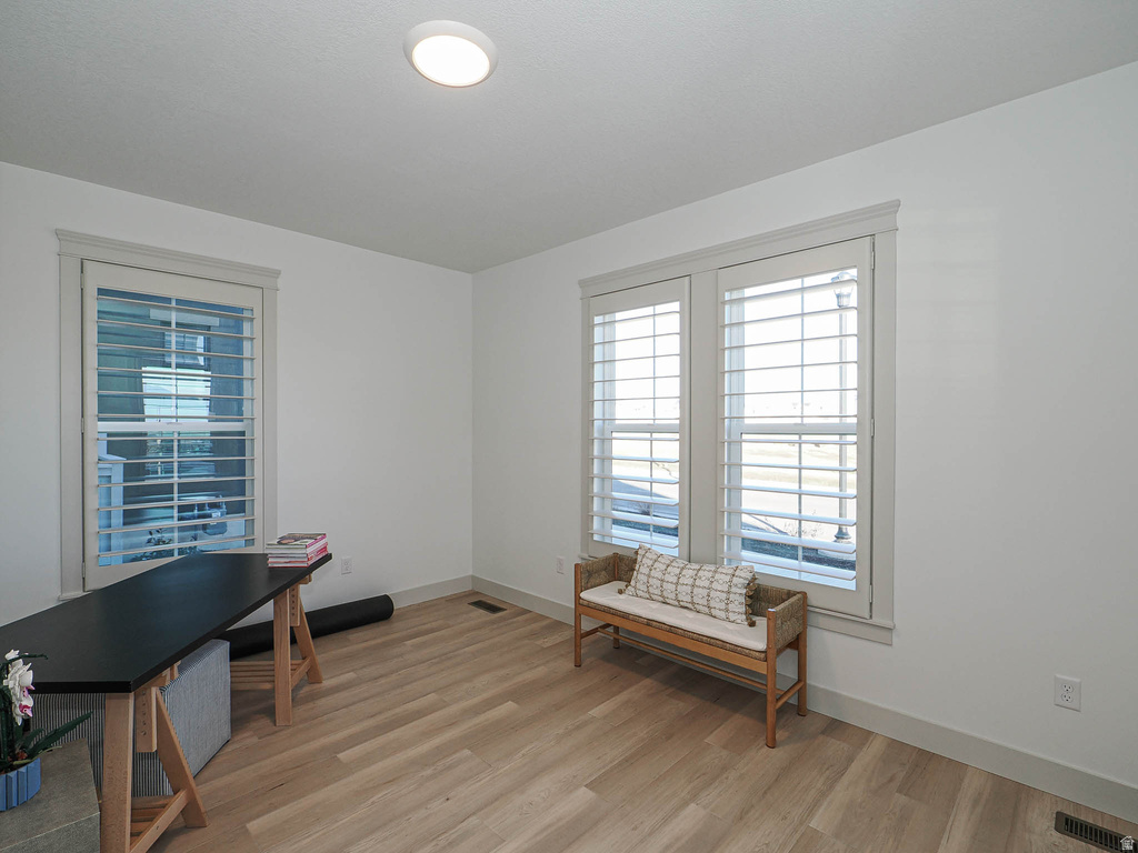 6543 W LAKE AVE South Jordan, UT 84009