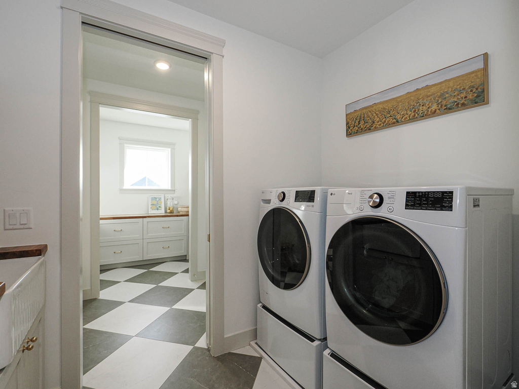 6543 W LAKE AVE South Jordan, UT 84009