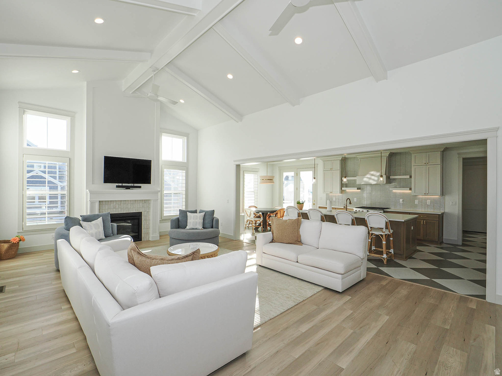 6543 W LAKE AVE South Jordan, UT 84009