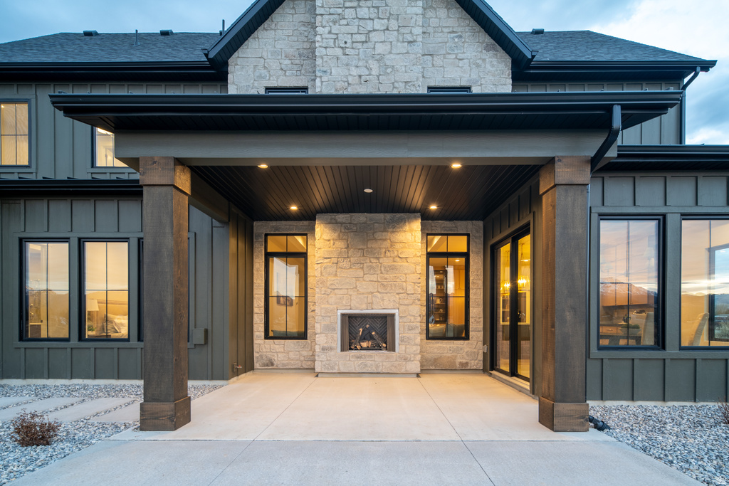 387 S 7900 ST #13 Huntsville, UT 84317