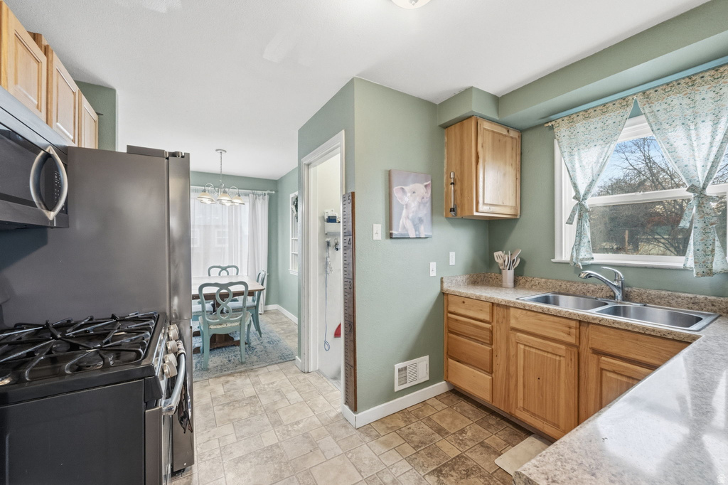 735 W 800 N Provo, UT 84601