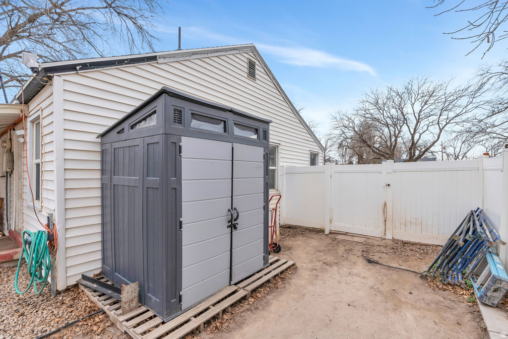 1021 S 1500 W Salt Lake City, UT 84104