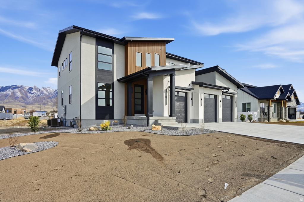 5224 N MAPLEWOOD LN Stansbury Park, UT 84074