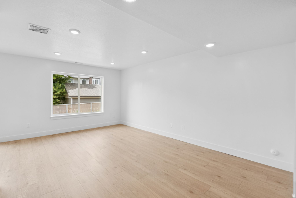 1617 N ANGEL ST Layton, UT 84041