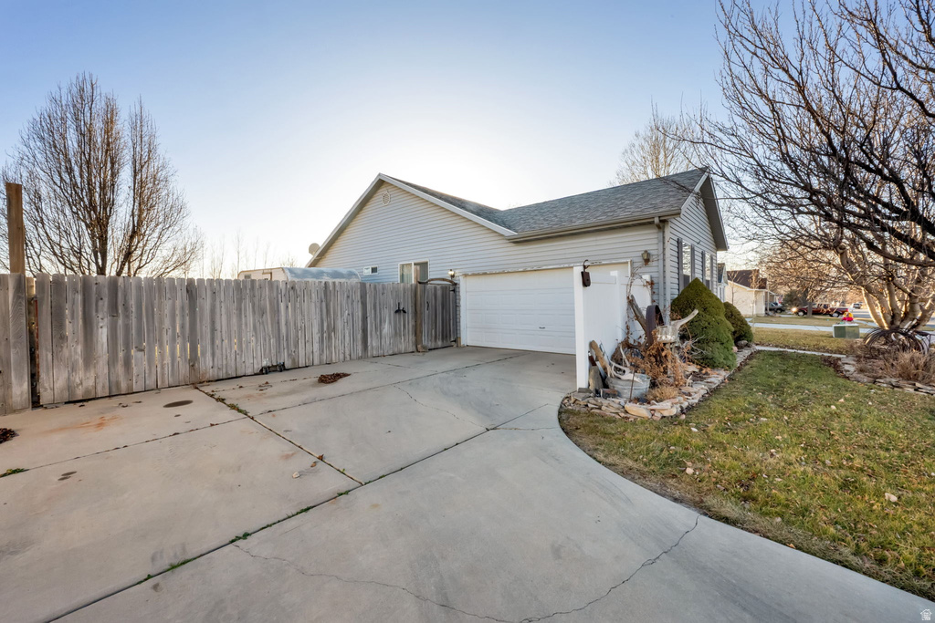 2126 E AUTUMN ST Eagle Mountain, UT 84005