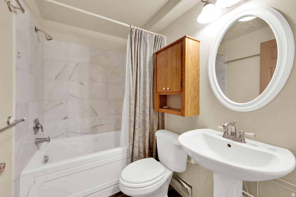 2126 E AUTUMN ST Eagle Mountain, UT 84005