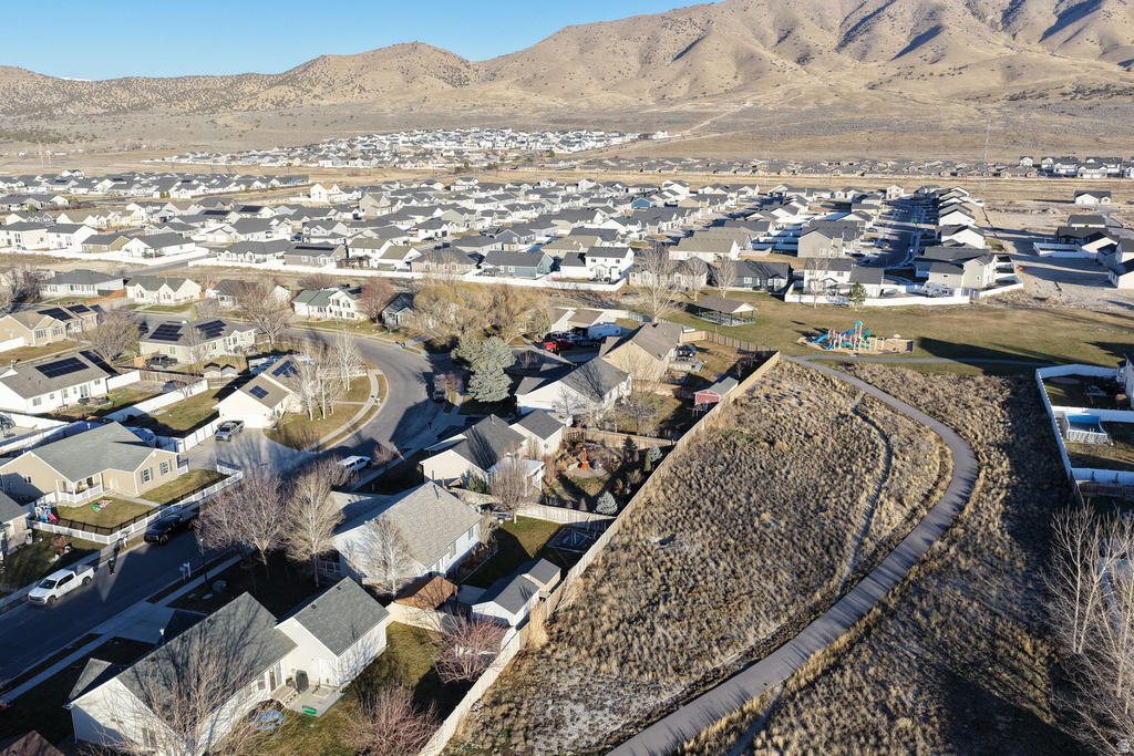 2126 E AUTUMN ST Eagle Mountain, UT 84005