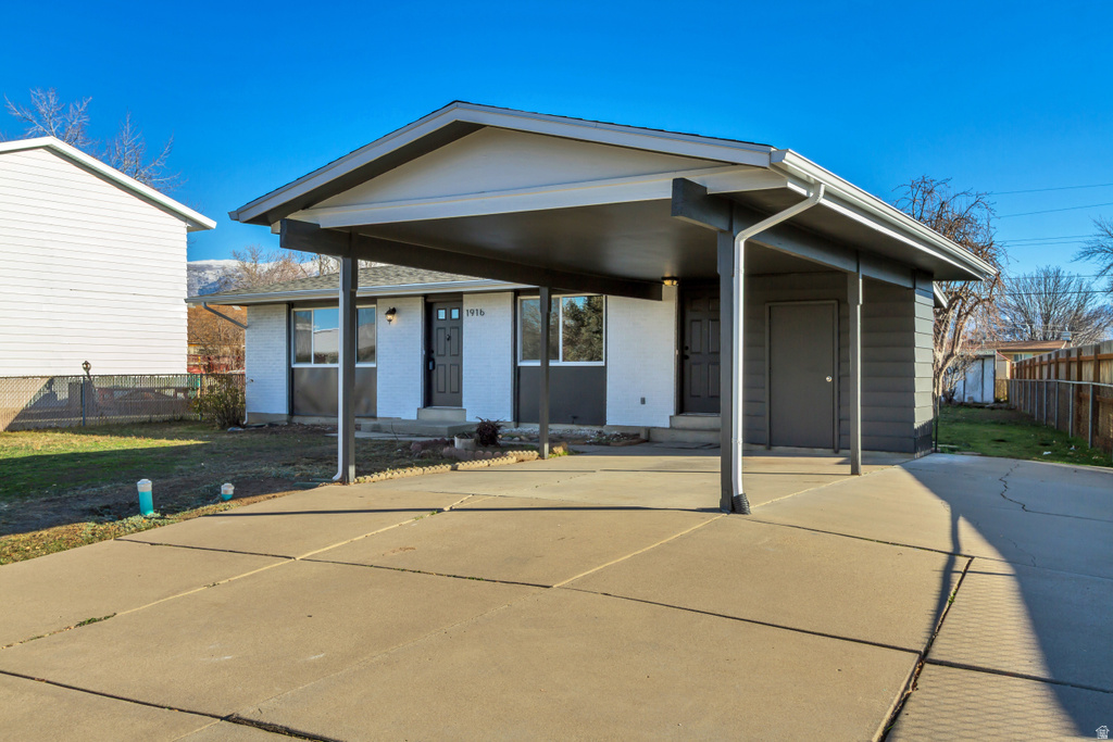 1916 N CELIA WAY Layton, UT 84041