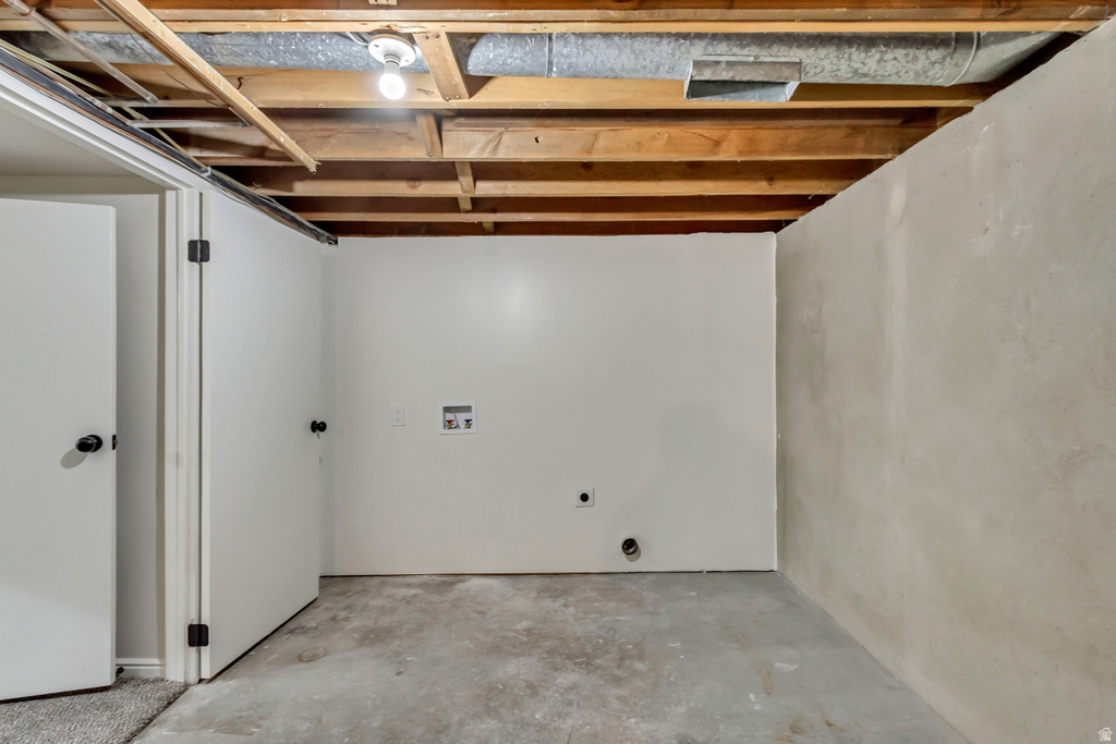 1916 N CELIA WAY Layton, UT 84041