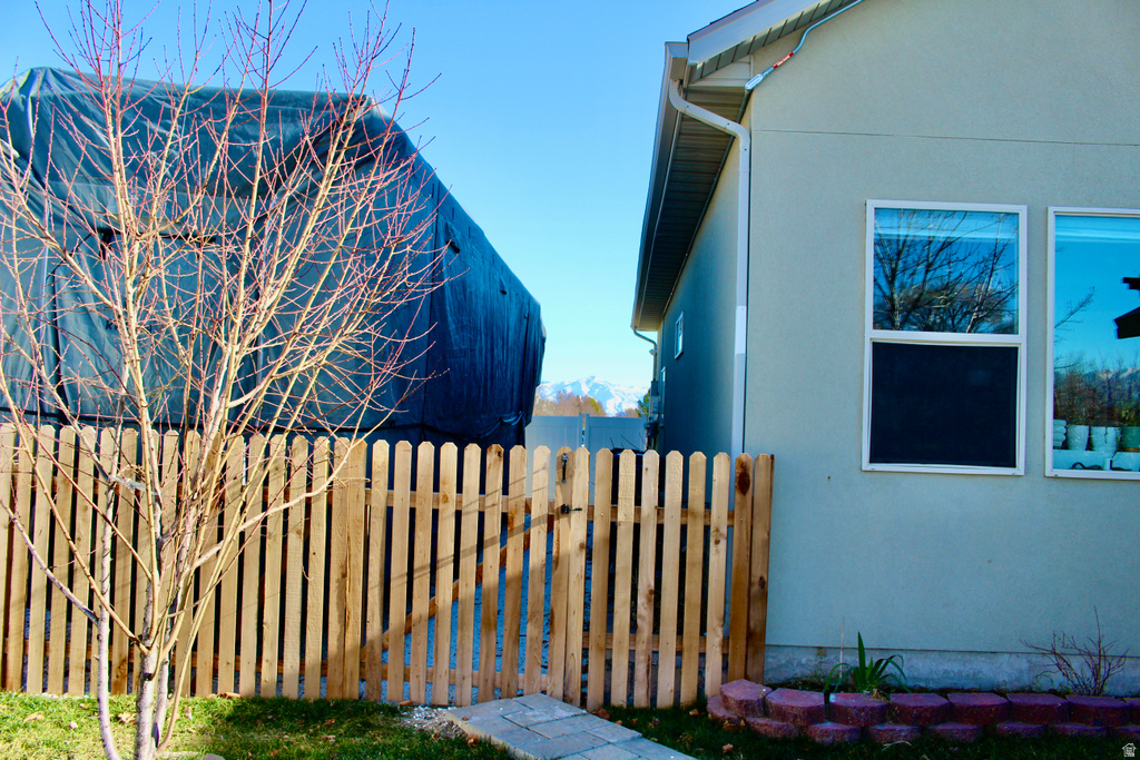 3290 S PARK SPRINGS DR West Valley City, UT 84120