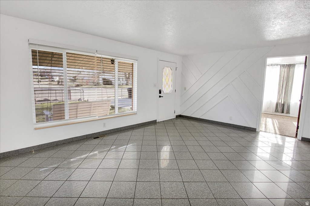 2413 N 475 W Sunset, UT 84015