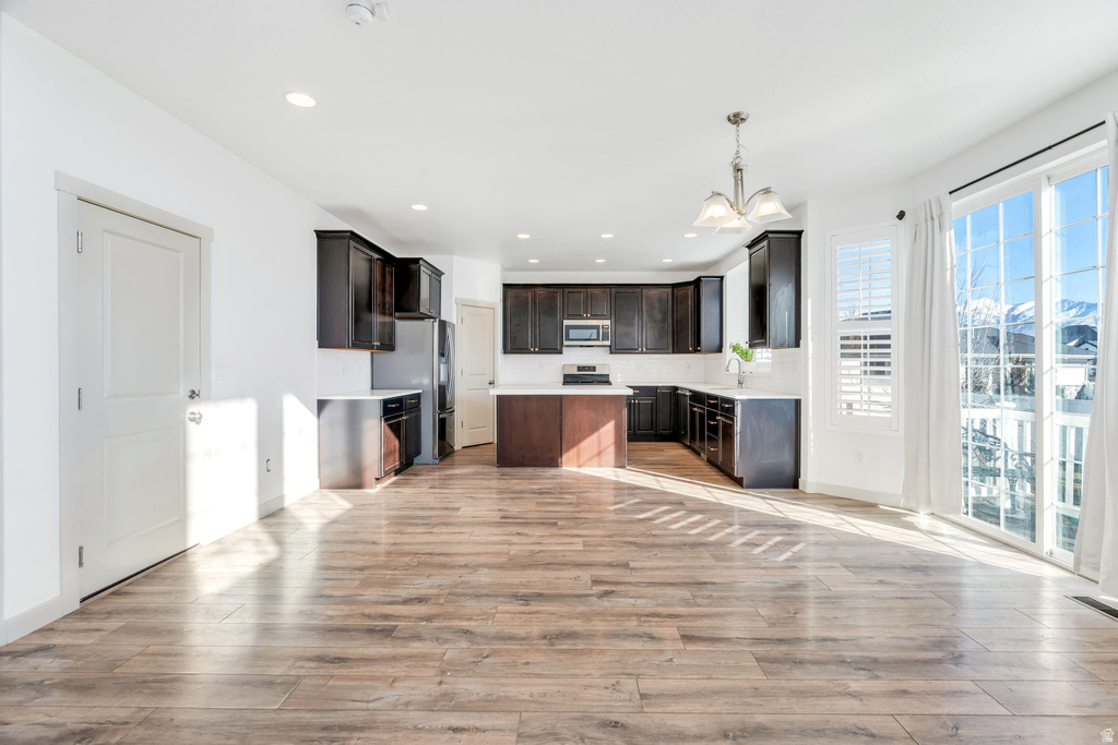 2648 N CIRCLE C WAY Lehi, UT 84043