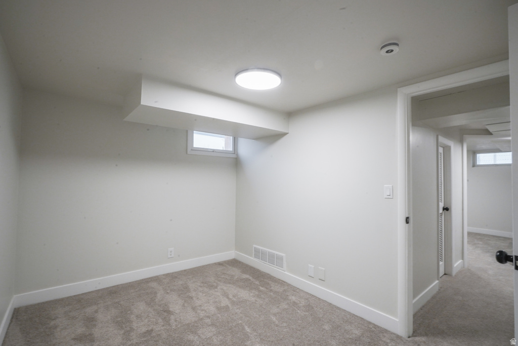 5368 S 2200 W Roy, UT 84067