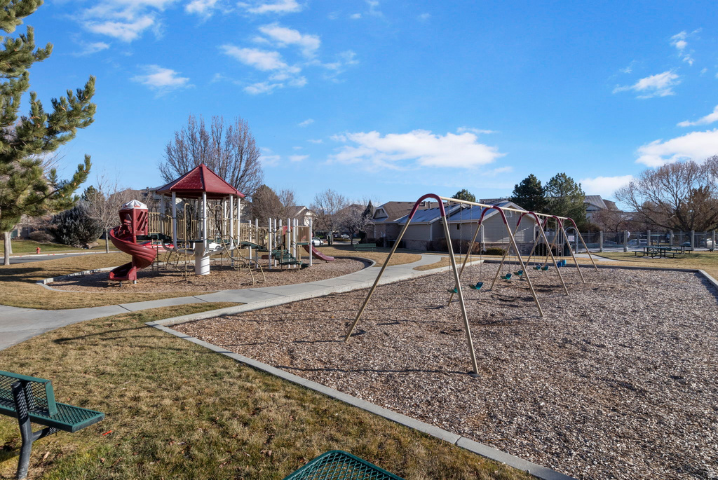 8116 N RIDGE LOOP DR #3 Eagle Mountain, UT 84005