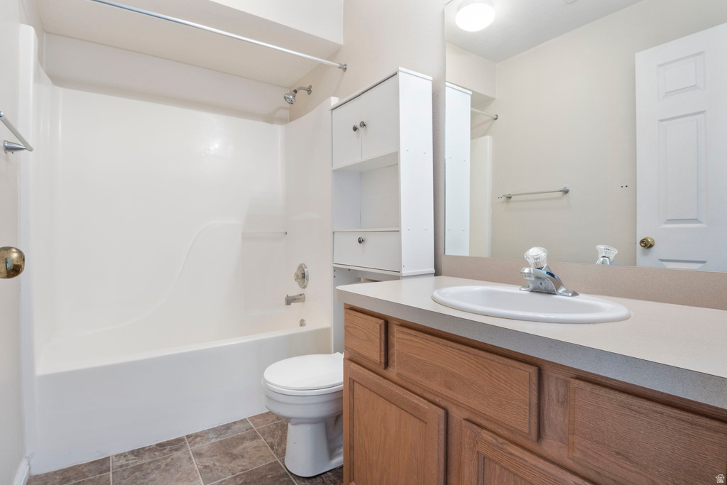 8116 N RIDGE LOOP DR #3 Eagle Mountain, UT 84005