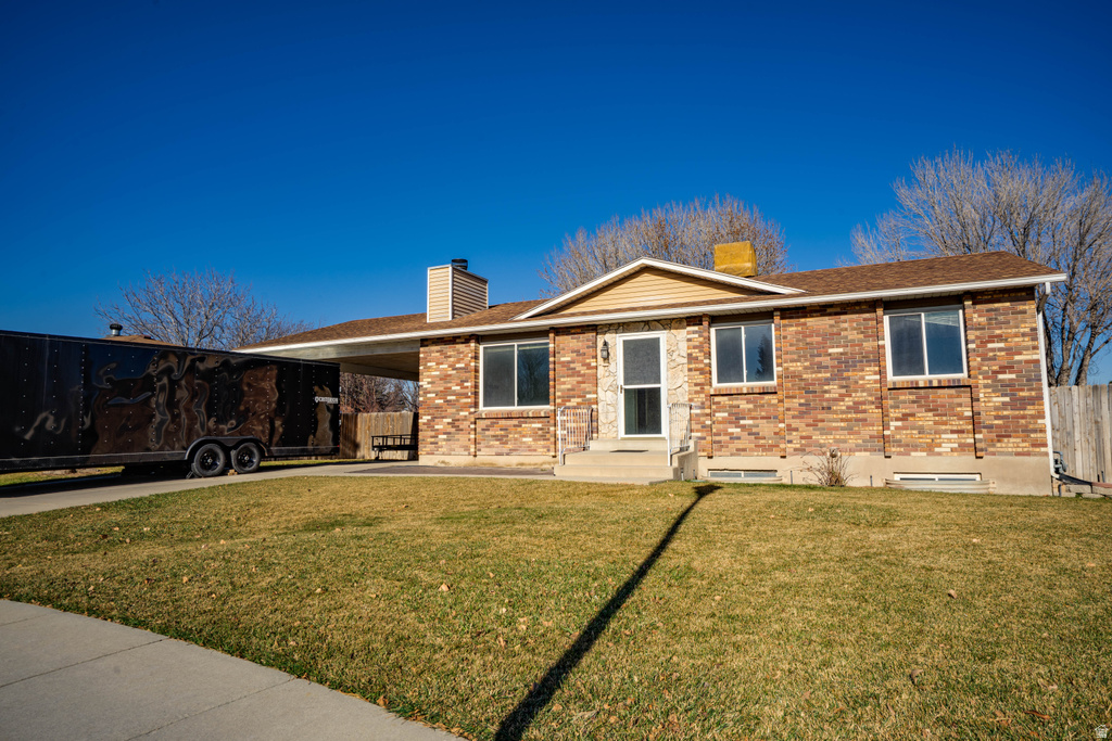 3352 W SPRINGBROOK DR West Jordan, UT 84084