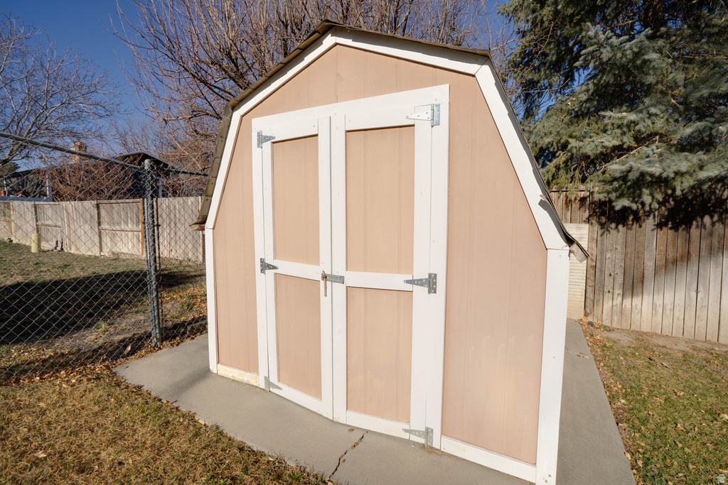 3352 W SPRINGBROOK DR West Jordan, UT 84084