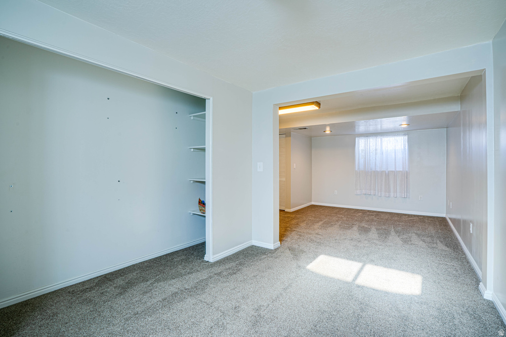 3352 W SPRINGBROOK DR West Jordan, UT 84084