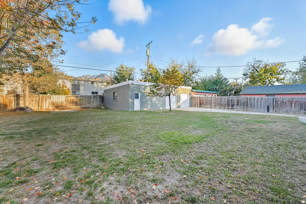 3919 S 1000 E Millcreek, UT 84124