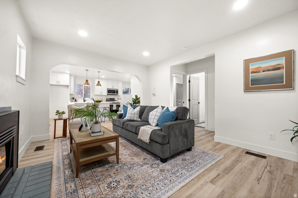 655 E SPRING VIEW DR DR South Salt Lake, UT 84106