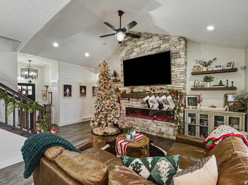 10333 S WAPATI MOON PL South Jordan, UT 84095