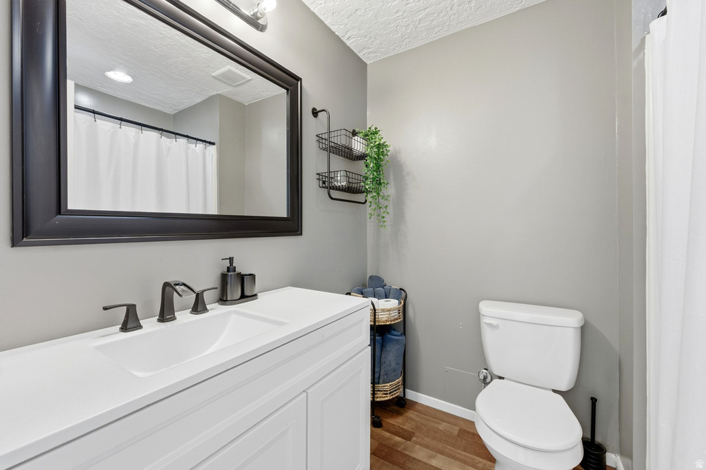 1411 W 570 N Clinton, UT 84015