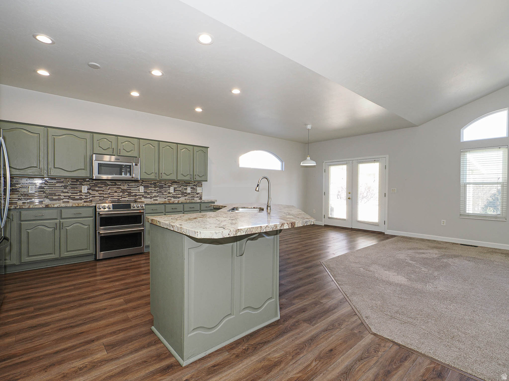 10027 S REMEMBRANCE LN South Jordan, UT 84095