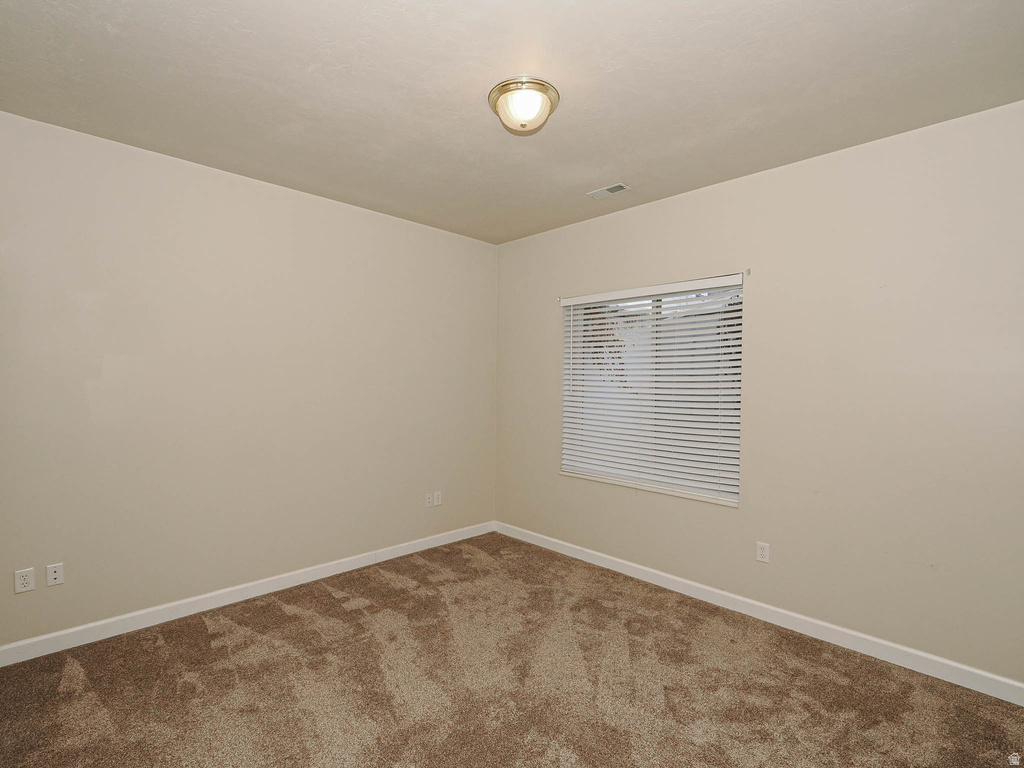 10027 S REMEMBRANCE LN South Jordan, UT 84095