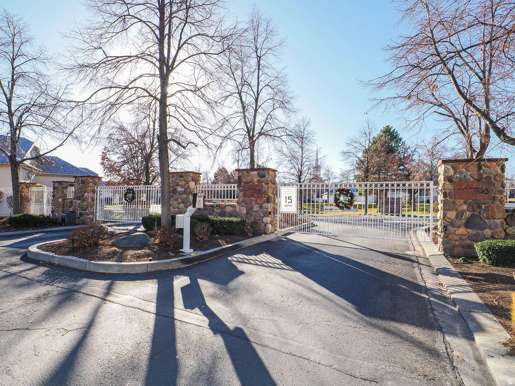 10027 S REMEMBRANCE LN South Jordan, UT 84095