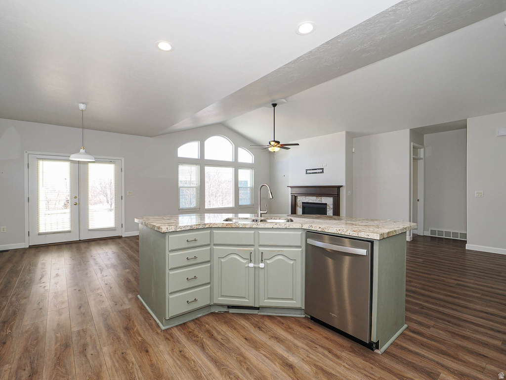 10027 S REMEMBRANCE LN South Jordan, UT 84095