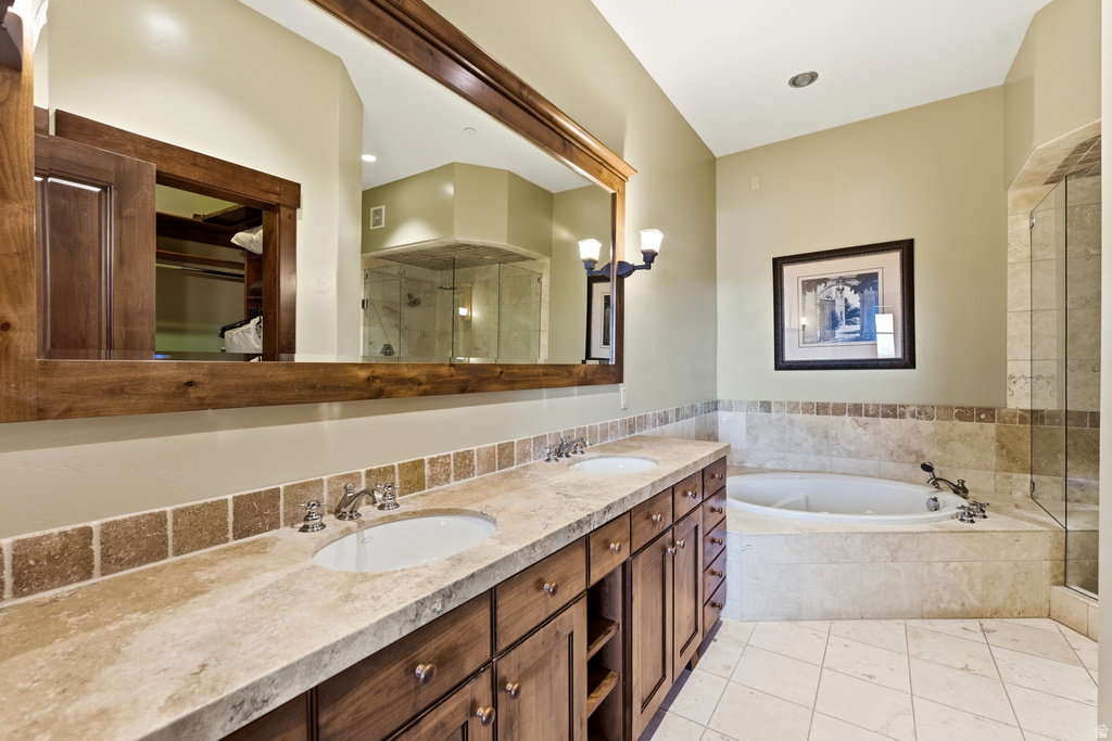 1835 THREE KINGS DR #1302 Park City, UT 84060