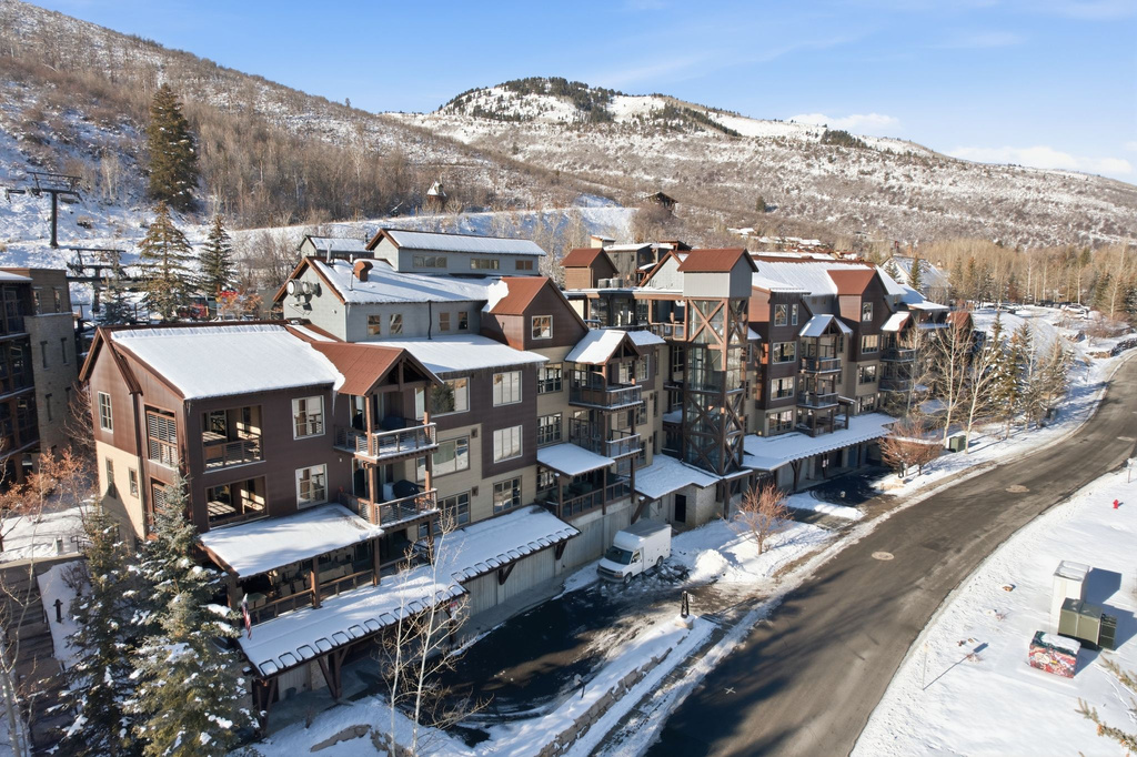 1835 THREE KINGS DR #1302 Park City, UT 84060
