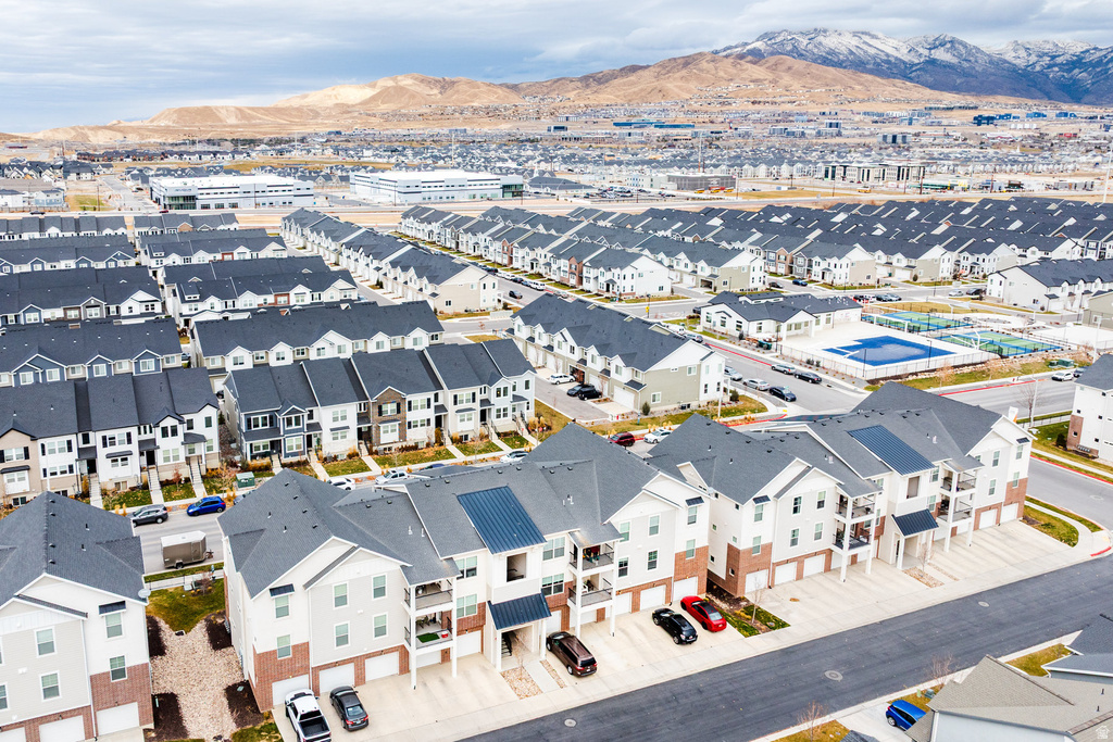 4166 W 1850 N #H102 Lehi, UT 84043