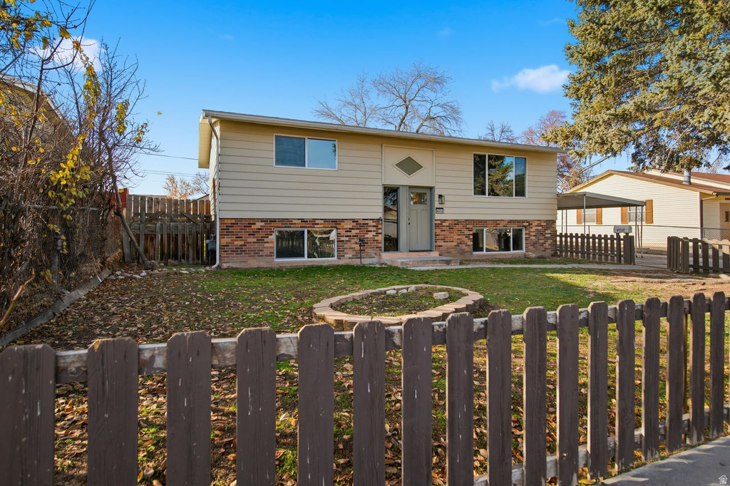 4938 S 3960 W Taylorsville, UT 84129